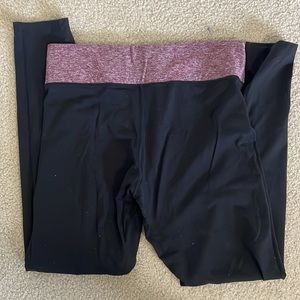 🍾 4 for $20 🍾 Victoria’s Secret PINK Leggings, Women’s Size Large Hole (See Pic)